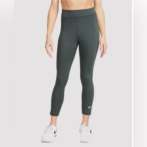 Nike Women's Olive Green Classic Leggings. Size Medium